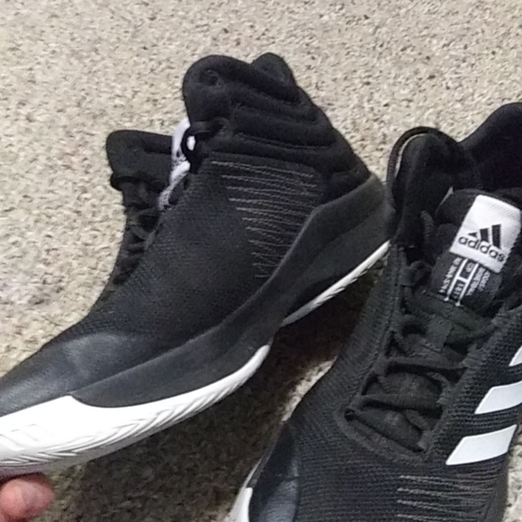 Adidas shoes - Picture 2 of 5